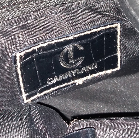 Black Patent Leather Carryland Shoulder bag, Crocodile Pattern, Single S… - Picture 3 of 6